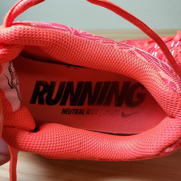 Nike Women's Size 7.5 Air Max Tailwind Running Shoe Crimson Hyper Orange Sneaker - Picture 8 of 9